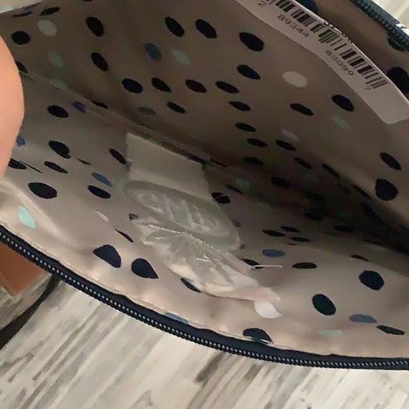 JEWELL wristlet or cosmetic bag pineapple decor blue white single compar… - Picture 6 of 6